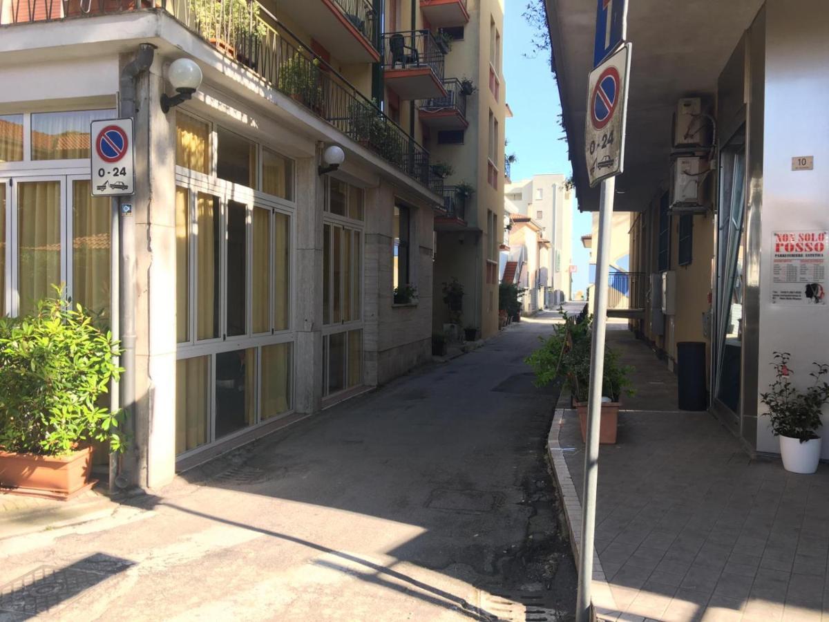 Apartamento App. Marcopolo - 100Mt Dal Mare Lido di Jesolo Exterior foto